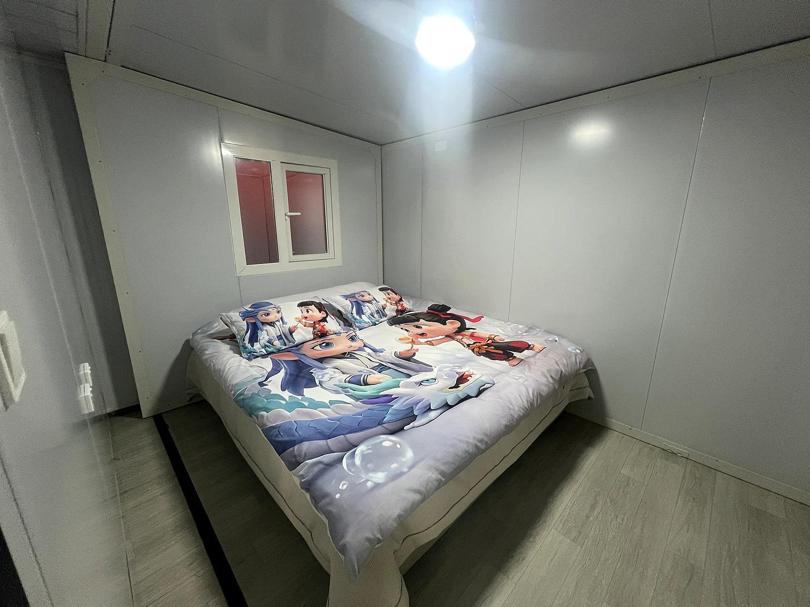 Furnished modular home bedroom