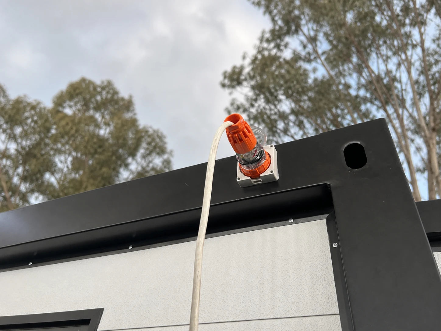 Roof lifting point detail