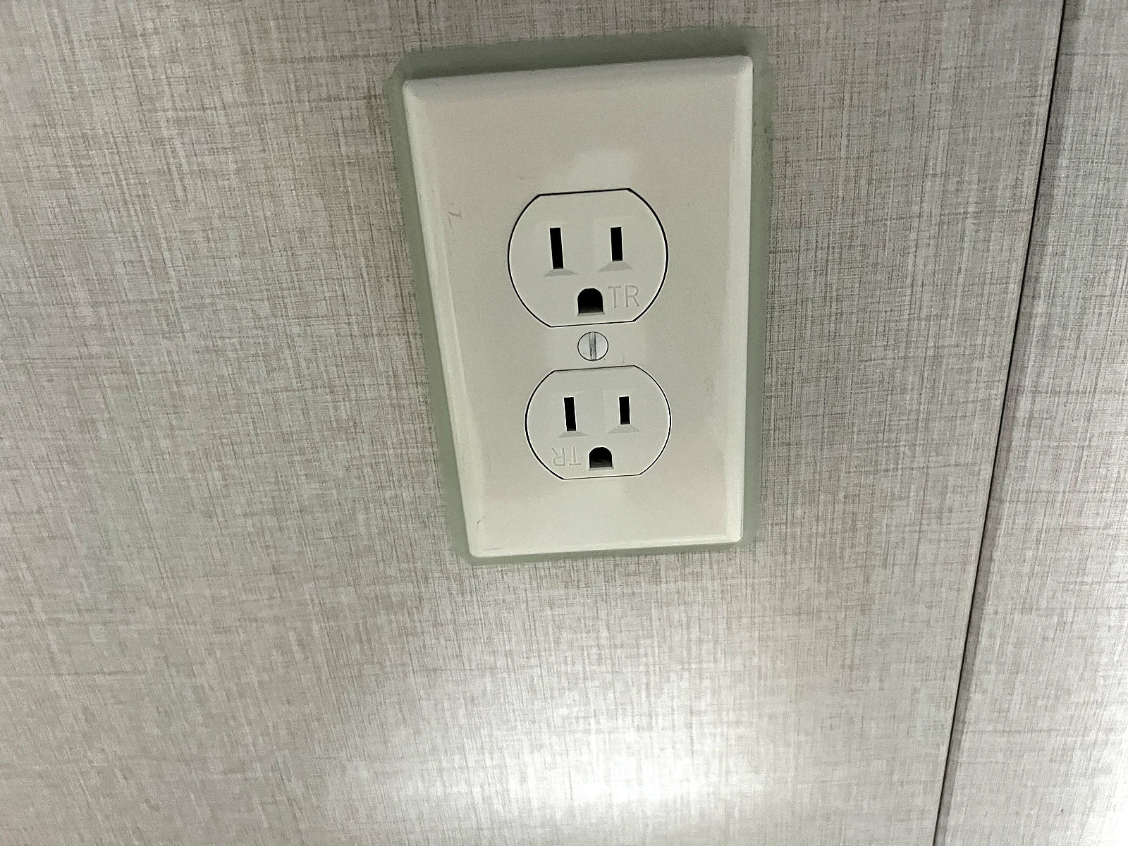 Interior duplex power outlet